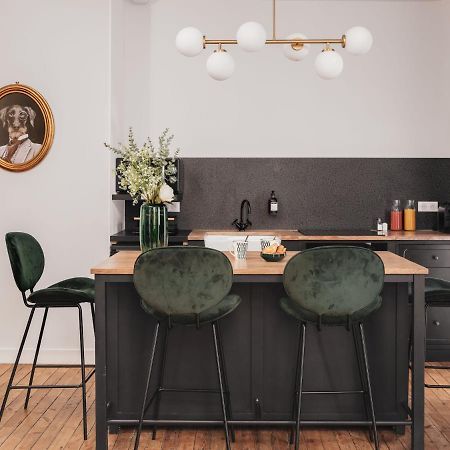 Appartements Crebillon - Maisons Du Monde Hotel & Suites Nantes Bagian luar foto