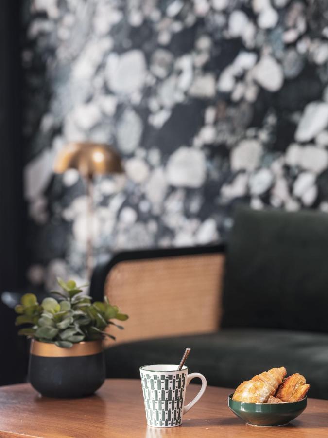 Appartements Crebillon - Maisons Du Monde Hotel & Suites Nantes Bagian luar foto